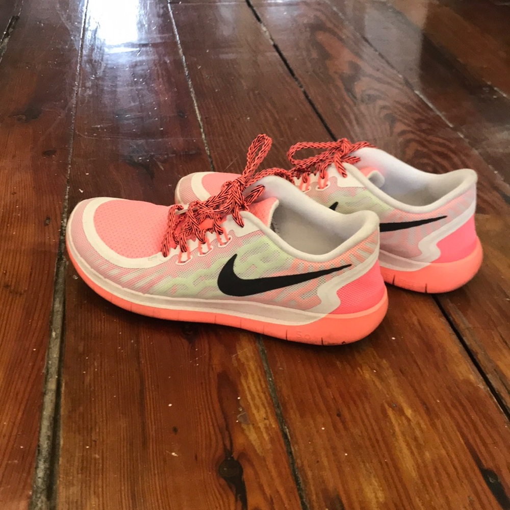 Girls/Womens Nike Free 5.0 Sneakers